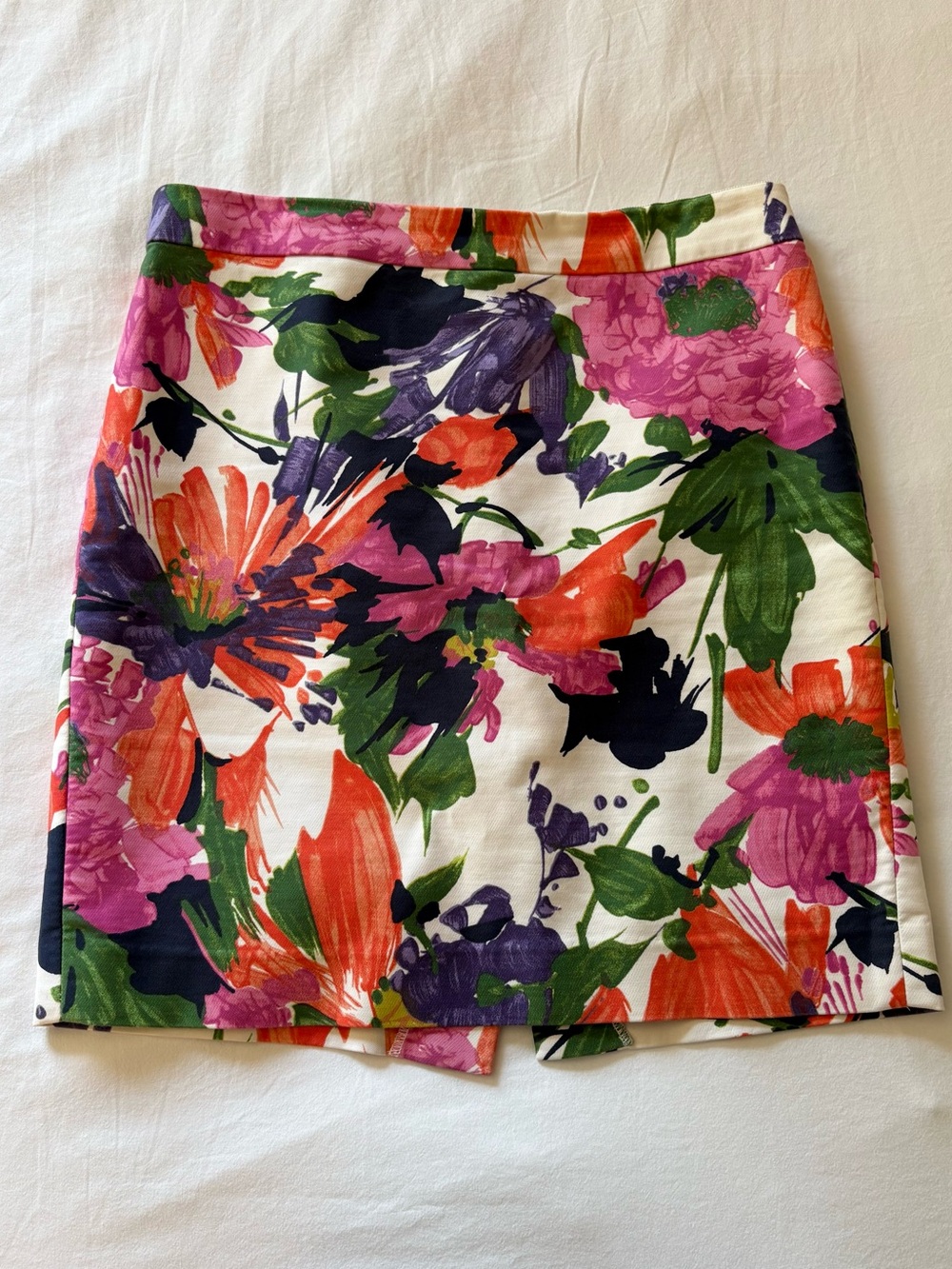 J Crew floral No. 2 pencil skirt / size 8